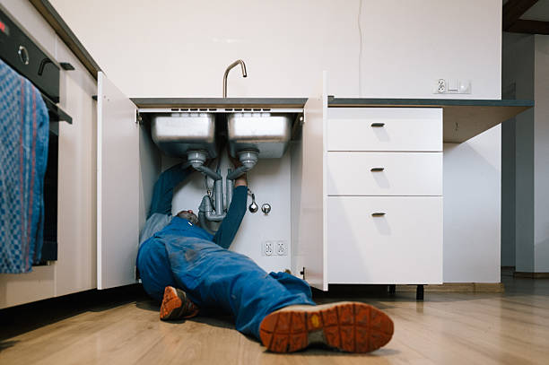 Professional Leak Detection technician working in Stevensburg, VA